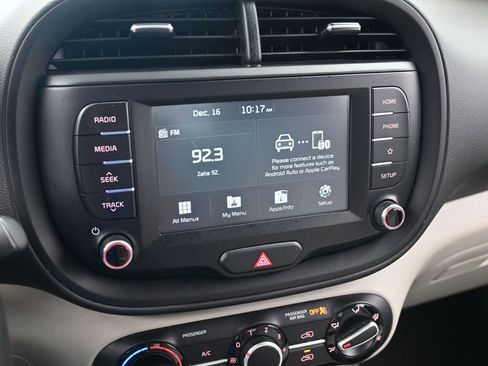 Used 2021 Kia Soul LX image 20