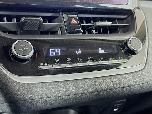 Used 2024 Toyota Corolla LE image 24