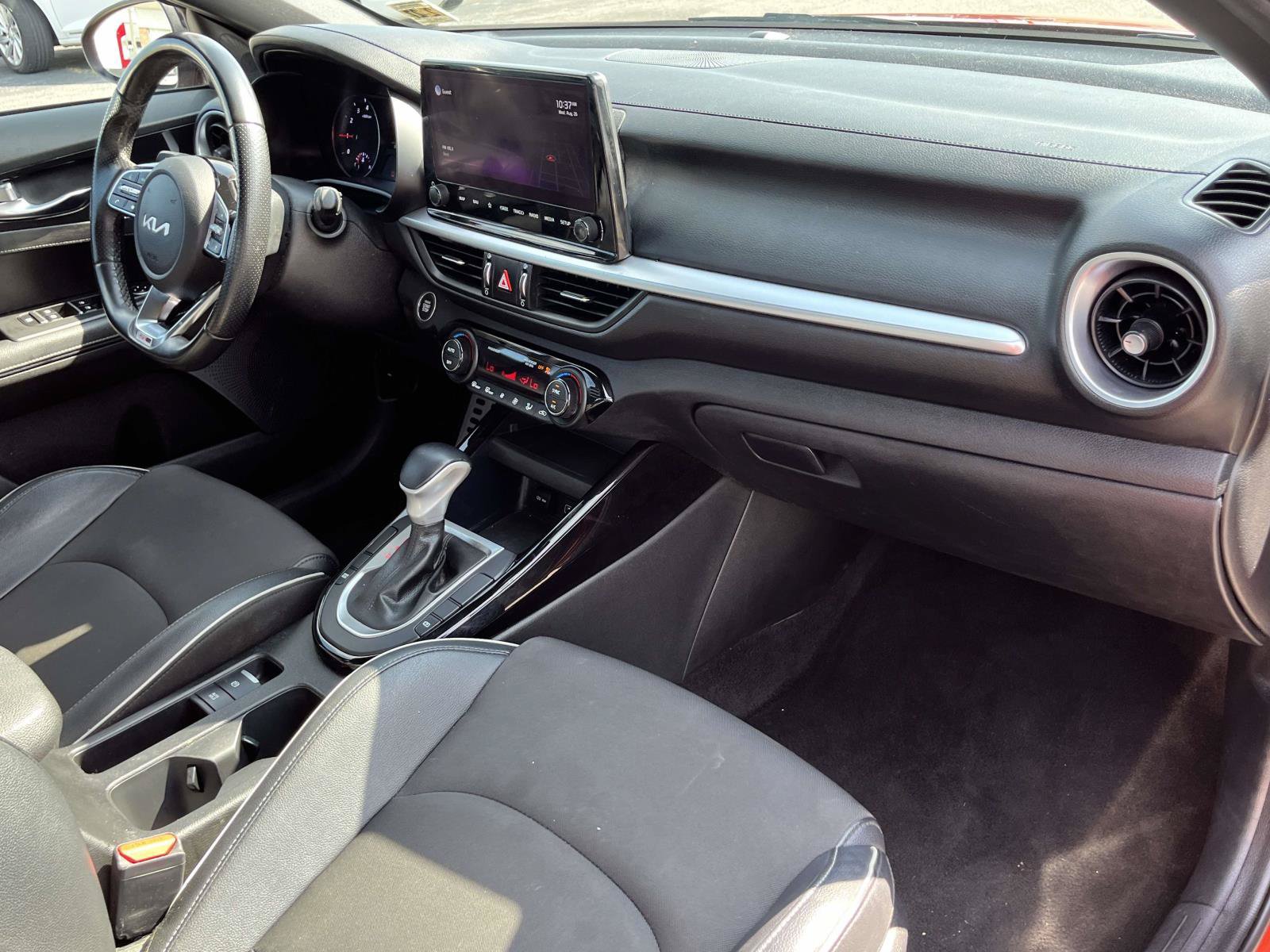 Used 2022 Kia Forte GT-Line w/ GT-Line Technology Package FWD image 23