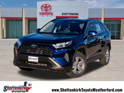 New 2025 Toyota RAV4 XLE w/ Convenience Package FWD image 1