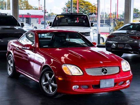 Used 2002 Mercedes-Benz SLK 320 image 2