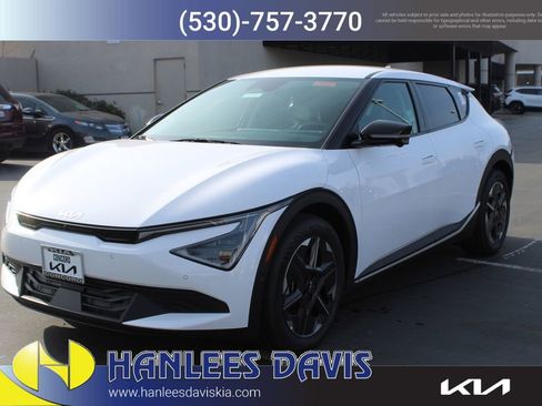 New 2025 Kia EV6 Light w/ Light LR Technology Package AWD/4WD image 3