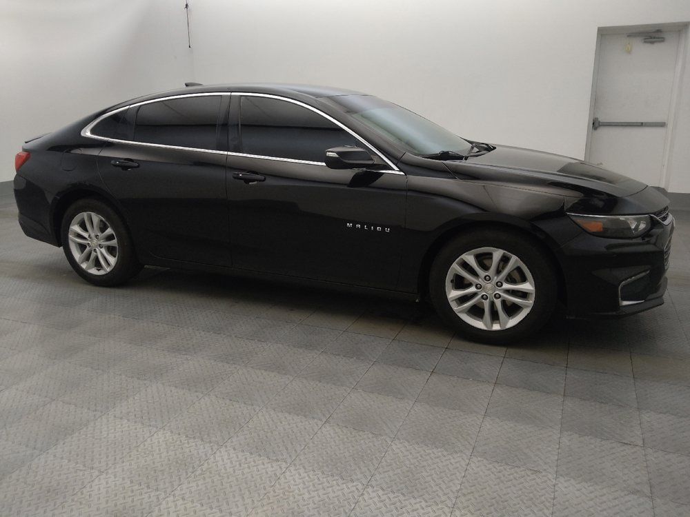 Used 2017 Chevrolet Malibu LT w/ Leather Package FWD image 11