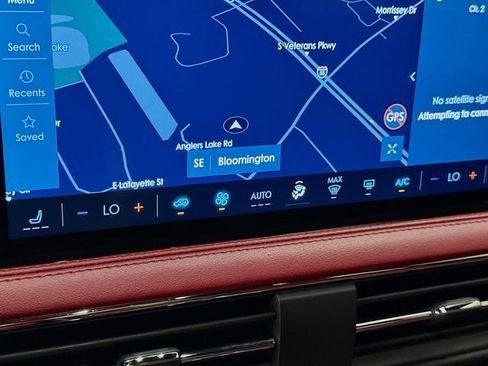 Used 2024 Lincoln Corsair Reserve image 16