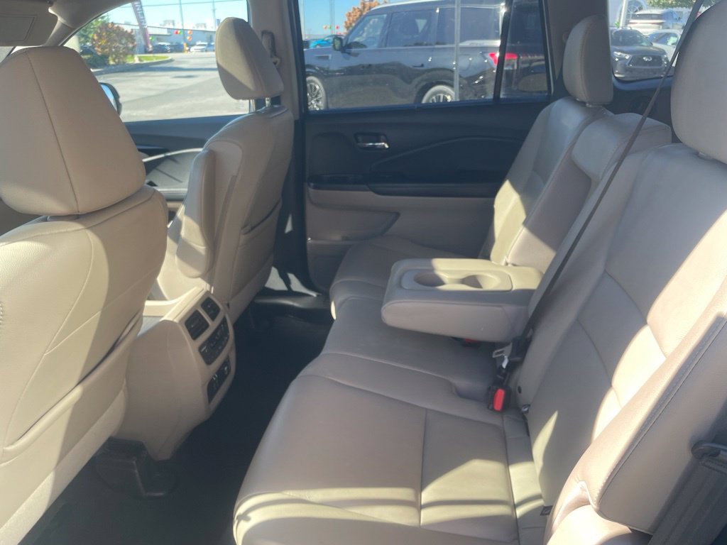 Used 2020 Honda Pilot Touring image 29