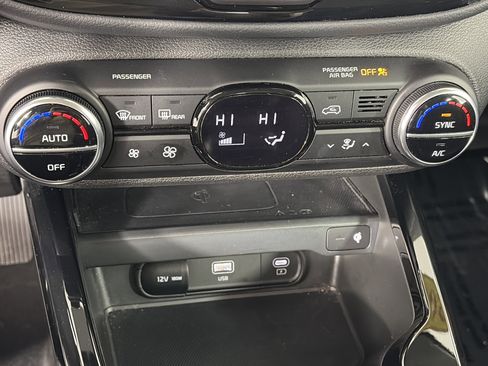 Certified 2024 Kia Soul GT-Line image 23