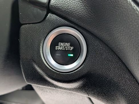 Used 2020 Chevrolet Equinox LT image 22