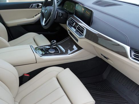 Used 2022 BMW X5 sDrive40i w/ Premium Package RWD image 10
