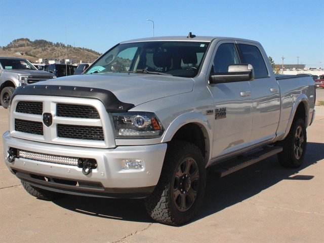 Used 2017 RAM 2500 Laramie w/ Sport Appearance Group AWD/4WD image 2