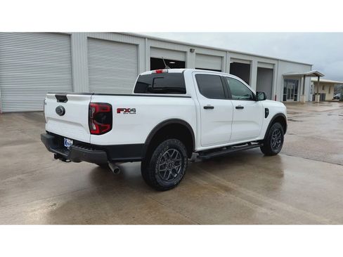 Used 2024 Ford Ranger XLT w/ FX4 Off-Road Package image 8