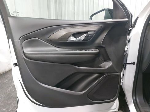 Used 2023 GMC Terrain SLE w/ Driver Convenience Package image 51