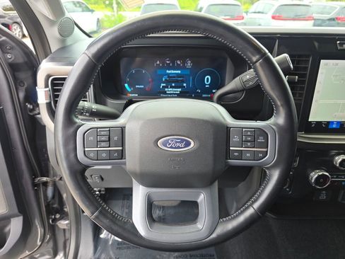Used 2023 Ford F350 Lariat AWD/4WD image 31