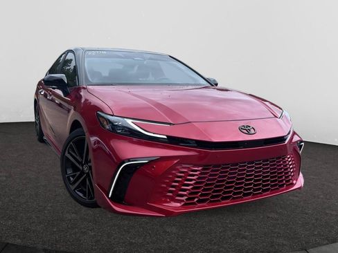 Used 2026 Toyota Camry XSE w/ Premium Plus Package FWD image 1