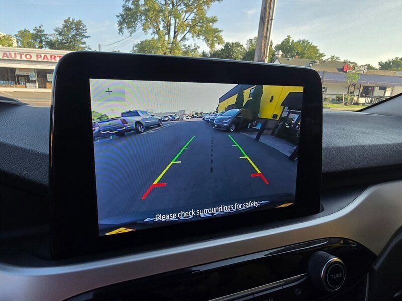 Used 2020 Ford Escape SE AWD/4WD image 8