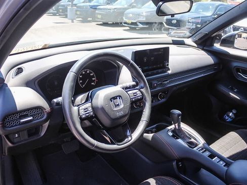 Used 2024 Honda HR-V Sport image 22