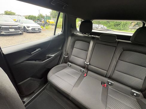 Used 2025 Chevrolet Equinox LT FWD image 39
