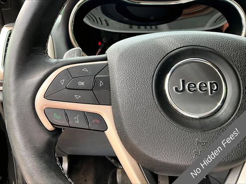 Used 2017 Jeep Grand Cherokee Limited AWD/4WD image 16