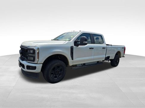 Used 2024 Ford F350 XL w/ STX Appearance Package AWD/4WD image 5