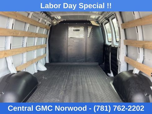 Used 2025 Chevrolet Express 2500 w/ Driver Convenience Package RWD image 12