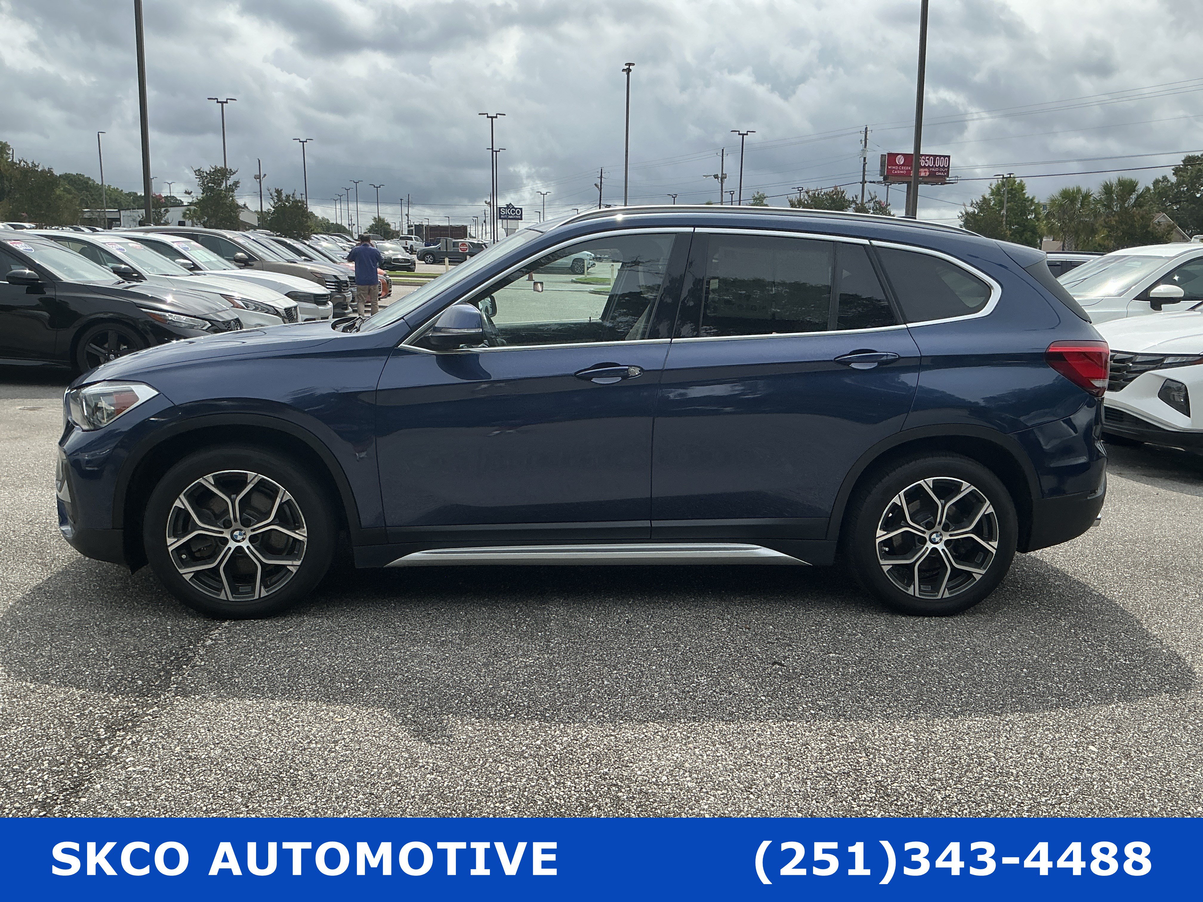 Used 2022 BMW X1 sDrive28i w/ Convenience Package FWD image 2