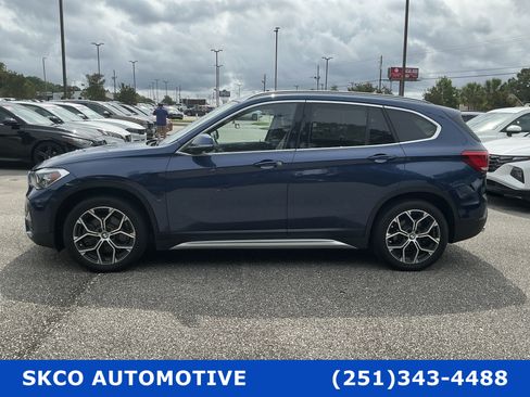 Used 2022 BMW X1 sDrive28i w/ Convenience Package FWD image 2