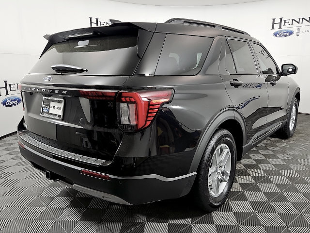 Used 2026 Ford Explorer Active w/ Active Comfort Package RWD image 5