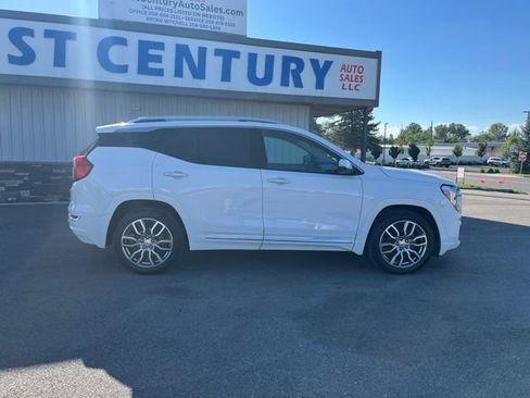 Used 2023 GMC Terrain Denali AWD/4WD image 15