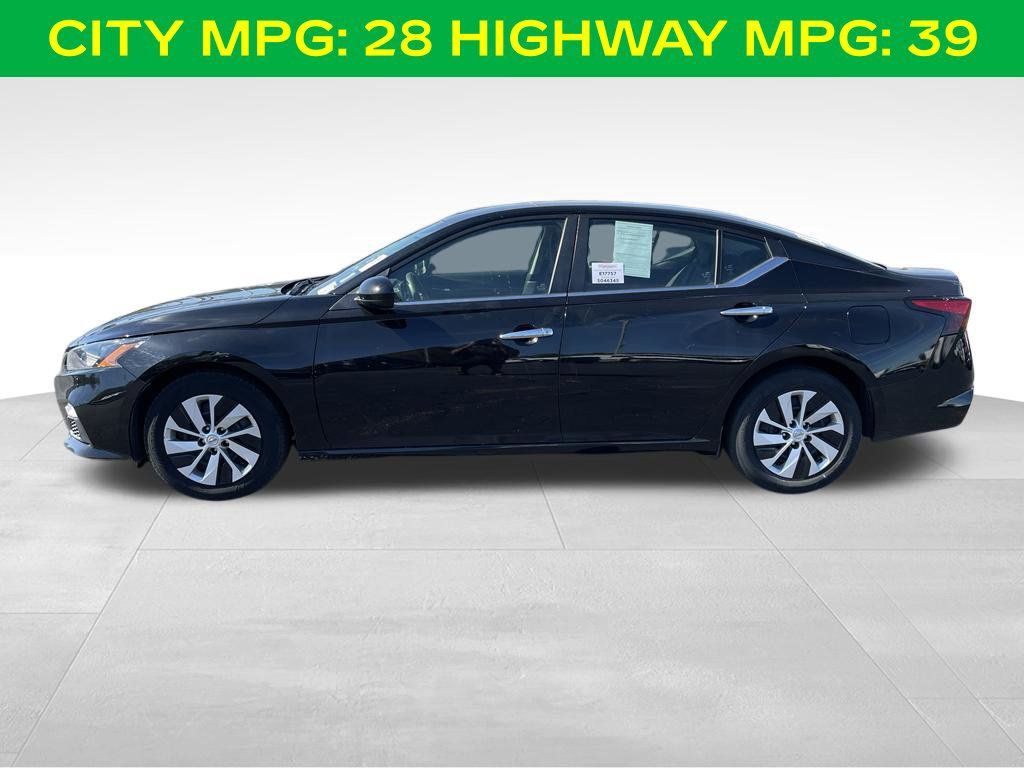 Used 2022 Nissan Altima 2.5 S FWD image 7