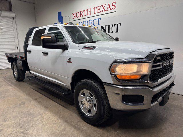 Used 2024 RAM 2500 Tradesman w/ Chrome Appearance Group AWD/4WD image 8