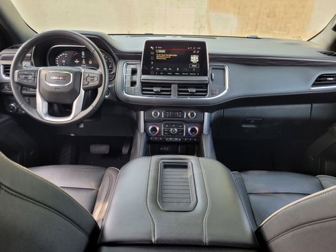 Used 2023 GMC Yukon SLT image 15