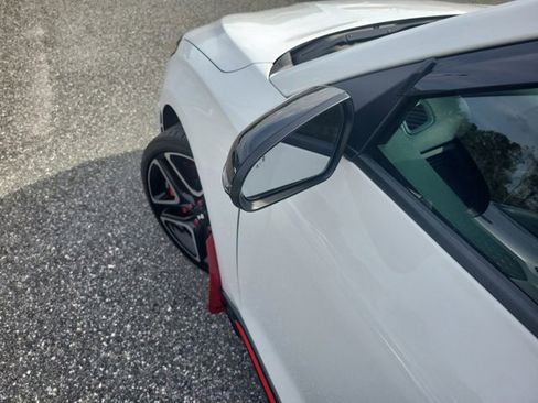 Used 2022 Hyundai Veloster N image 12