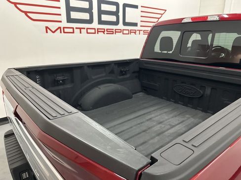 Used 2018 Ford F150 Platinum w/ Equipment Group 701A Luxury image 11