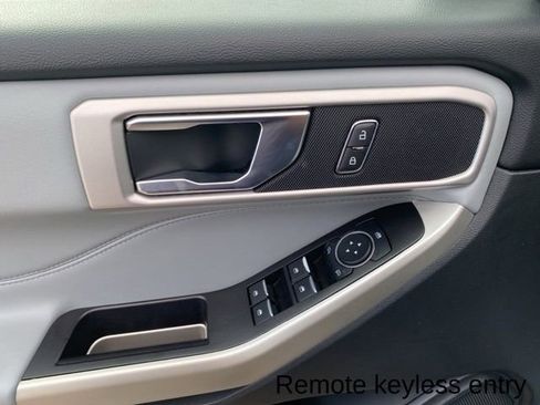 Used 2021 Ford Explorer XLT w/ Equipment Group 202A image 24