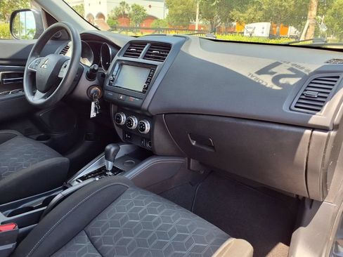Used 2021 Mitsubishi Outlander Sport ES FWD image 10