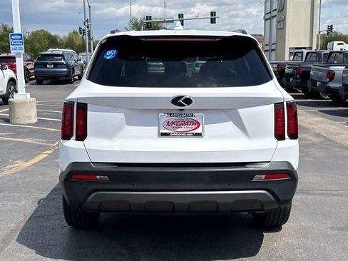 Used 2021 Kia Sorento S AWD/4WD image 10