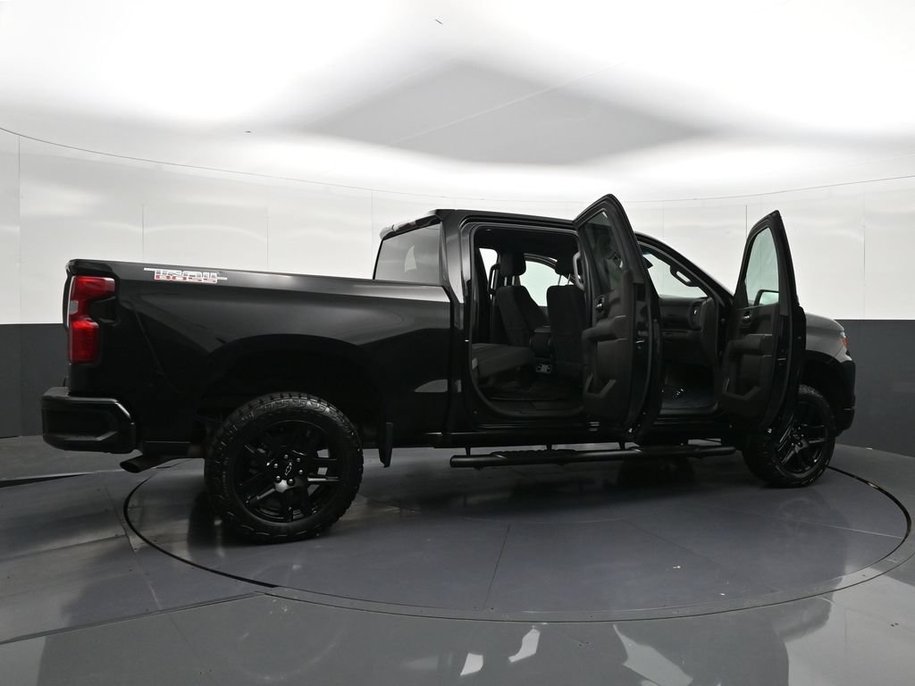 Certified 2023 Chevrolet Silverado 1500 Custom Trail Boss w/ LPO, Dark Essentials Package AWD/4WD image 39