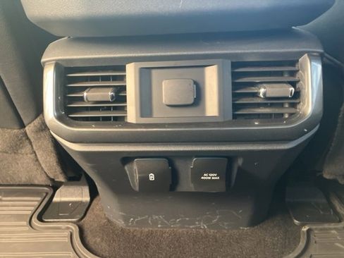 Used 2023 Ford F150 Lariat image 18