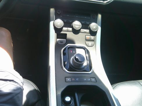 Used 2016 Land Rover Range Rover Evoque SE AWD/4WD image 16