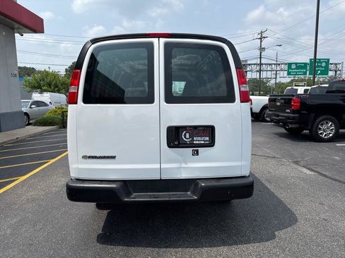 Used 2020 Chevrolet Express 2500 w/ Driver Convenience Package image 6
