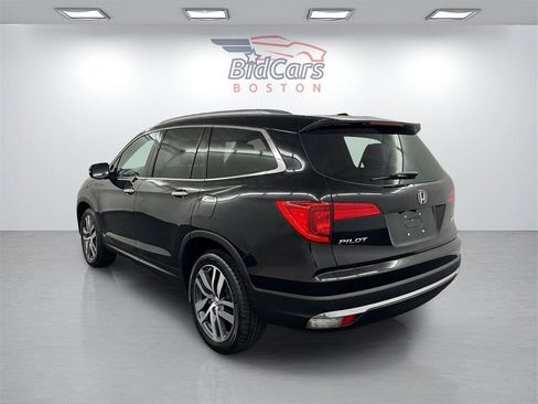 Used 2016 Honda Pilot Touring image 6