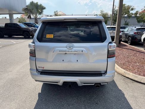 Used 2024 Toyota 4Runner TRD Sport w/ Technology Package AWD/4WD image 5