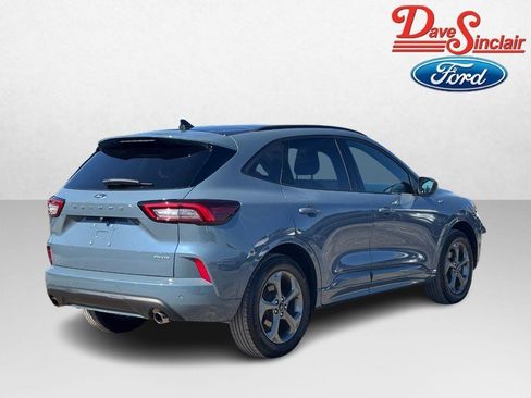 Used 2023 Ford Escape ST-Line w/ Tech Pack #1 image 7