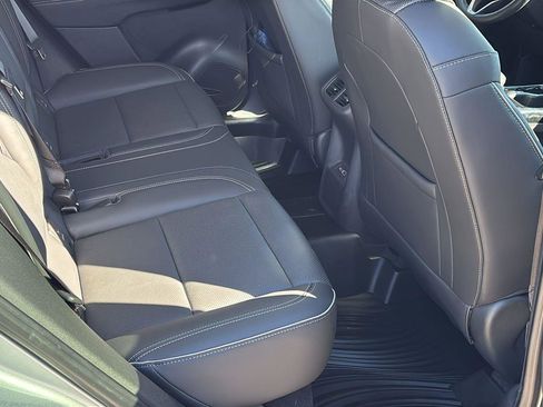 Certified 2023 Buick Envision Essence image 19
