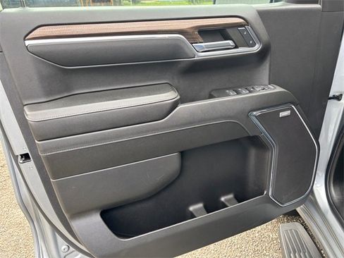 Used 2024 Chevrolet Silverado 1500 RST image 20