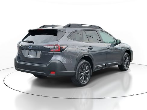 Certified 2025 Subaru Outback Onyx Edition image 6