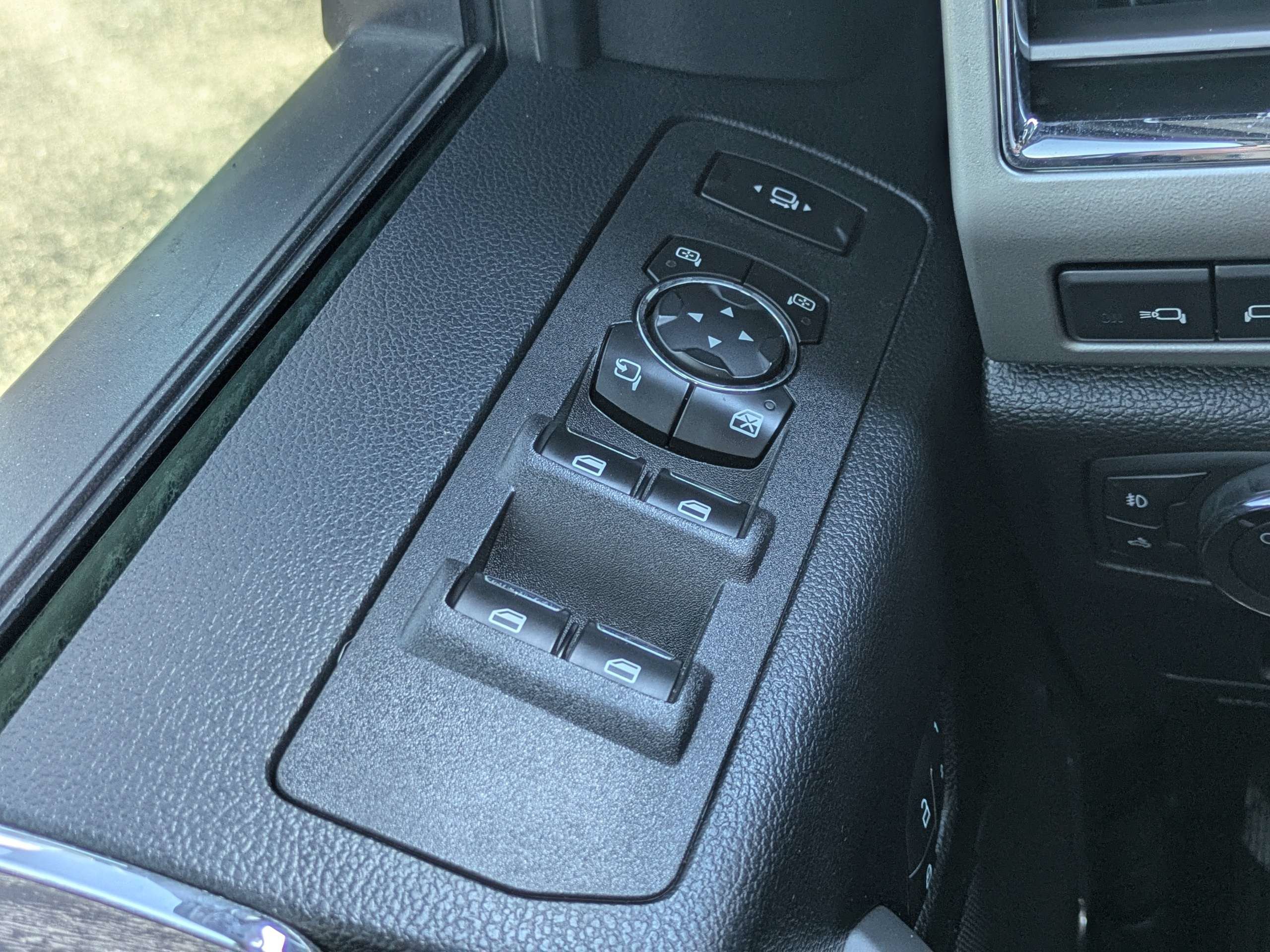 Used 2017 Ford F250 4x4 Crew Cab Super Duty image 21