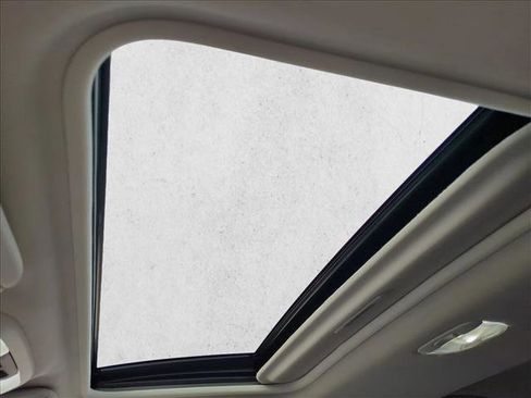 Certified 2025 Subaru Crosstrek 2.0i Premium image 16