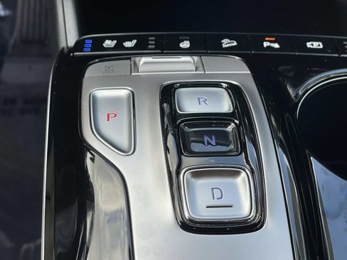 Certified 2024 Hyundai Tucson Limited image 13