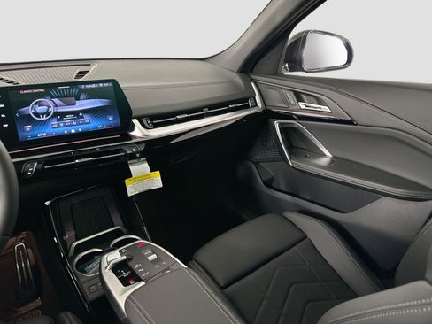 New 2026 BMW X2 xDrive28i w/ Technology Package image 24