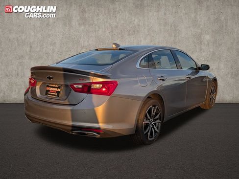 Used 2024 Chevrolet Malibu RS w/ LPO, Floor Liner Package FWD image 7